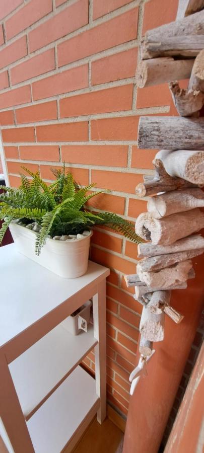 Apartamento Con Suite, Zona De Trabajo Y Yoga Wifi Y Garaje Castro Urdiales Esterno foto