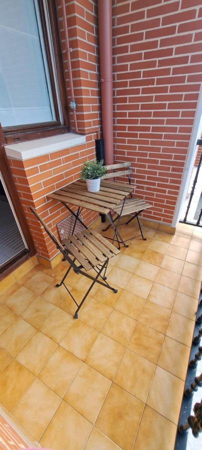Apartamento Con Suite, Zona De Trabajo Y Yoga Wifi Y Garaje Castro Urdiales Esterno foto