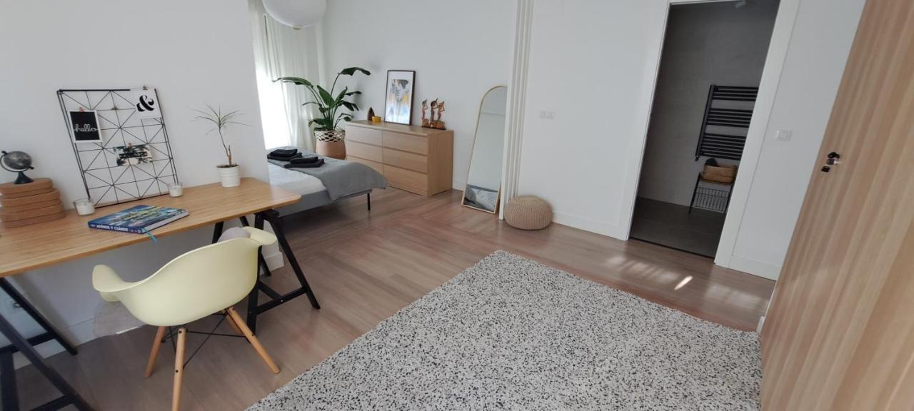 Apartamento Con Suite, Zona De Trabajo Y Yoga Wifi Y Garaje Castro Urdiales Esterno foto