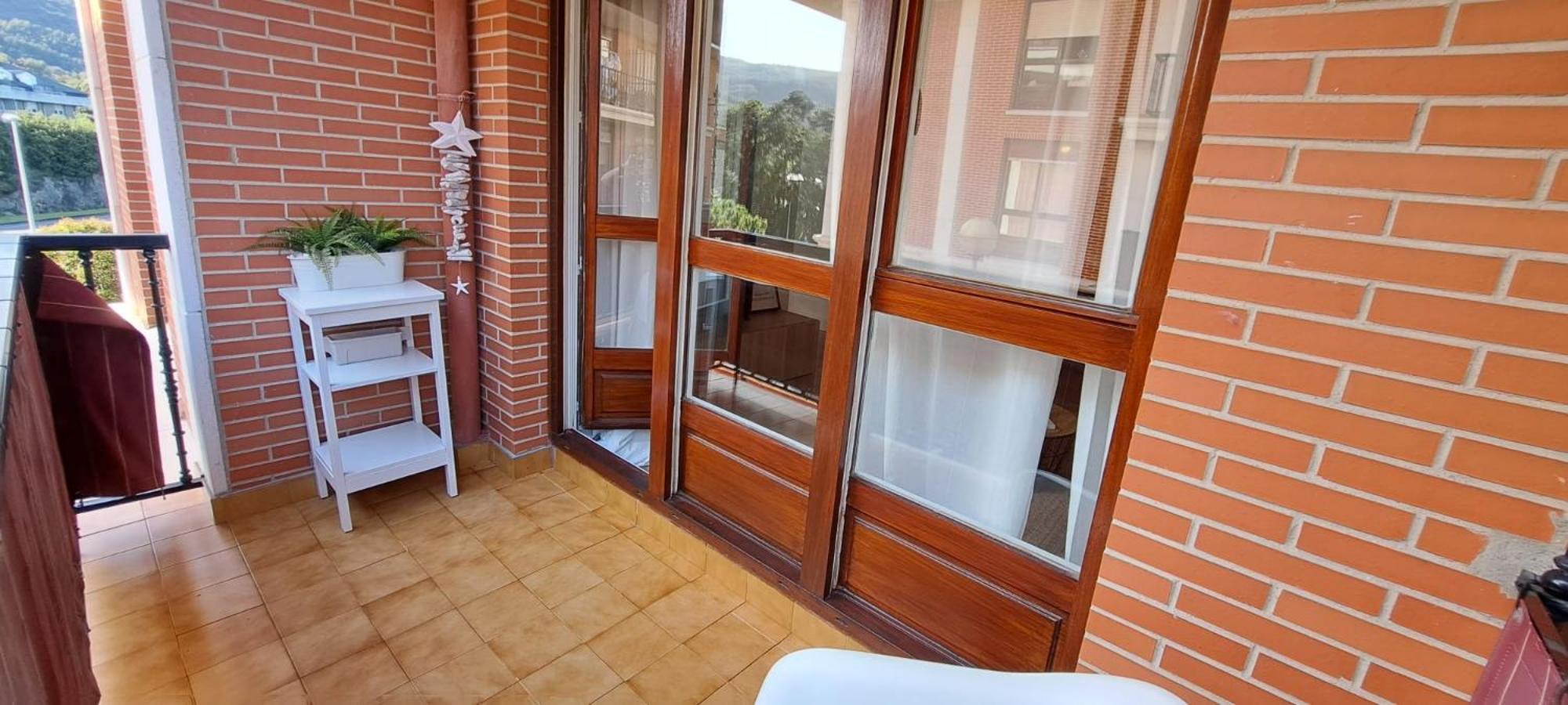Apartamento Con Suite, Zona De Trabajo Y Yoga Wifi Y Garaje Castro Urdiales Esterno foto