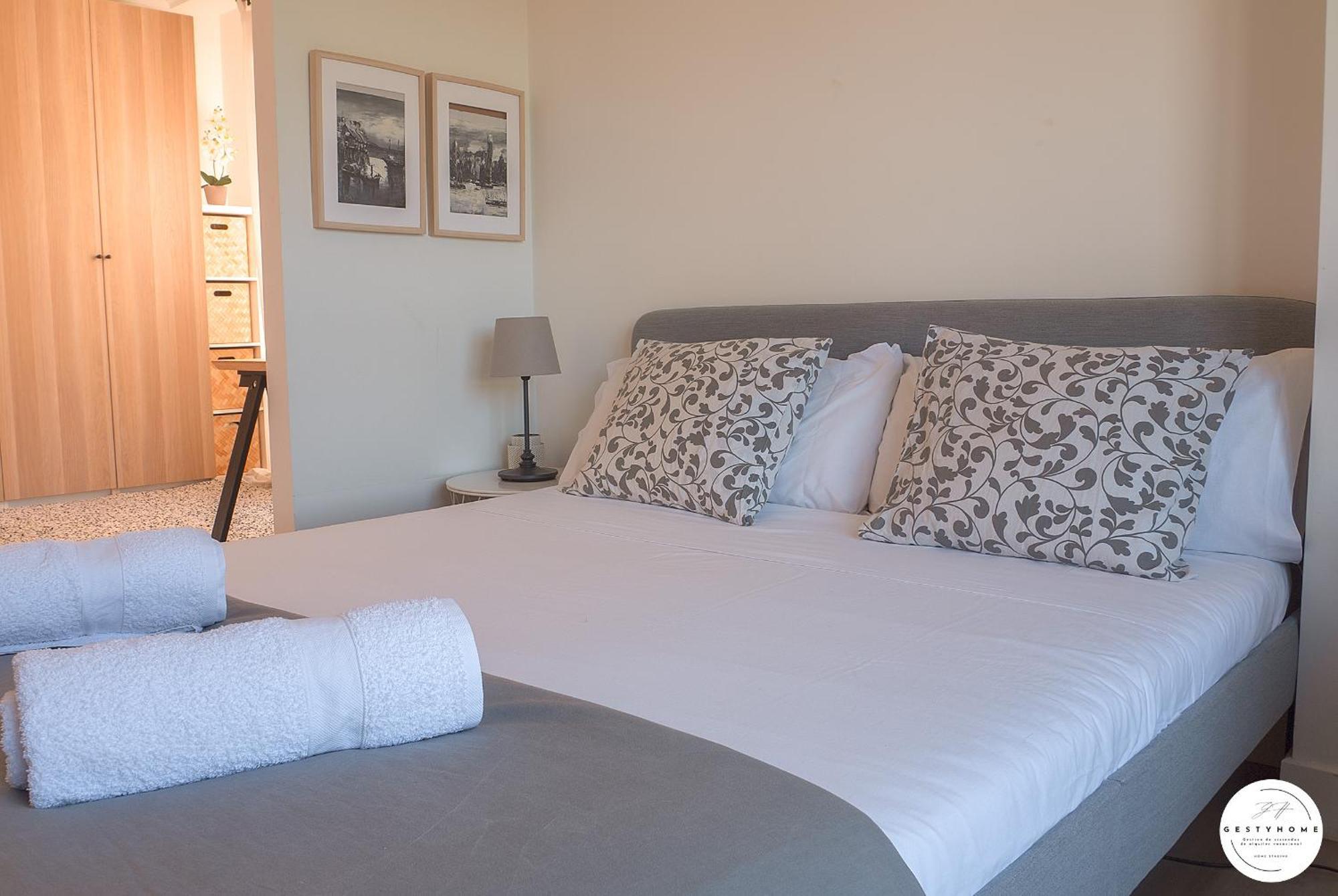 Apartamento Con Suite, Zona De Trabajo Y Yoga Wifi Y Garaje Castro Urdiales Esterno foto