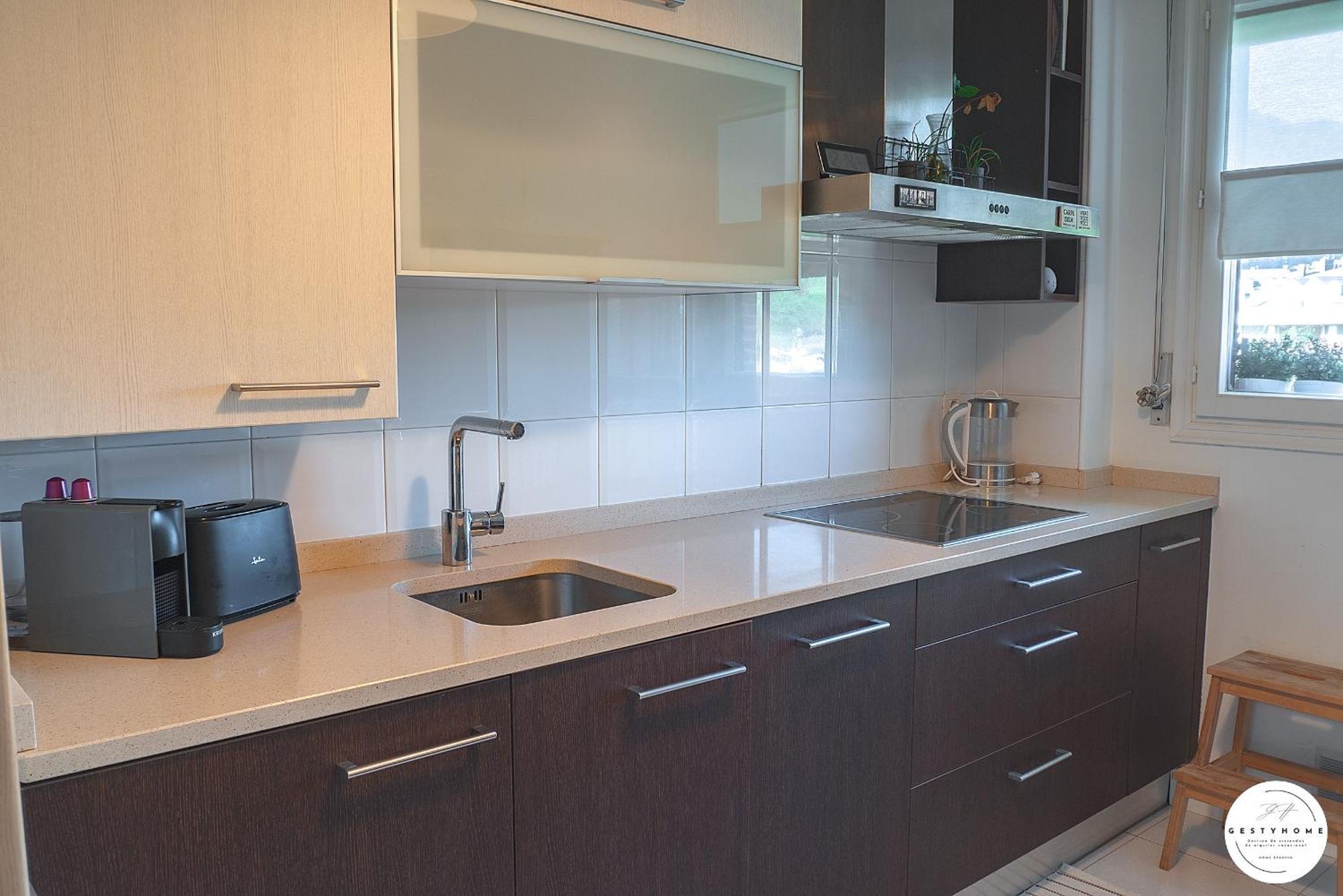 Apartamento Con Suite, Zona De Trabajo Y Yoga Wifi Y Garaje Castro Urdiales Esterno foto